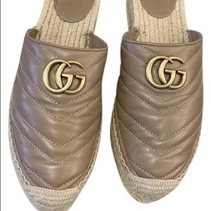Gucci
Marmont Gg Leather Espadrille Beige Eu 38.5 Mules/Slides